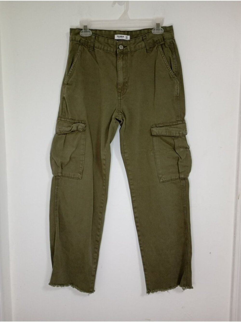 Pull & Bear Cargo Pants  Olive GreenWith Frayed Hem Size 8 Womens